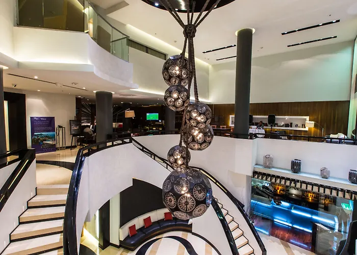 Le Meridien 5*